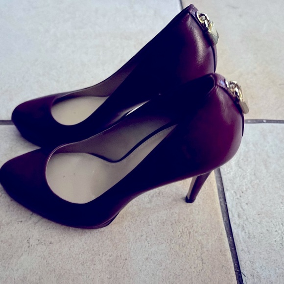 EUC MICHAEL Michael Kors Antoinette Pumps Oxblood/Maroon Size 7 - Picture 6 of 8